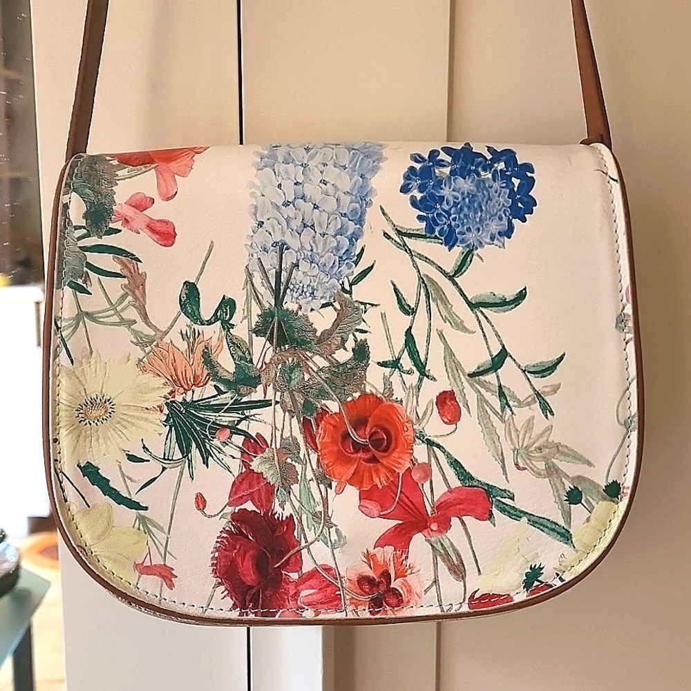 Valentina leather floral structured purse